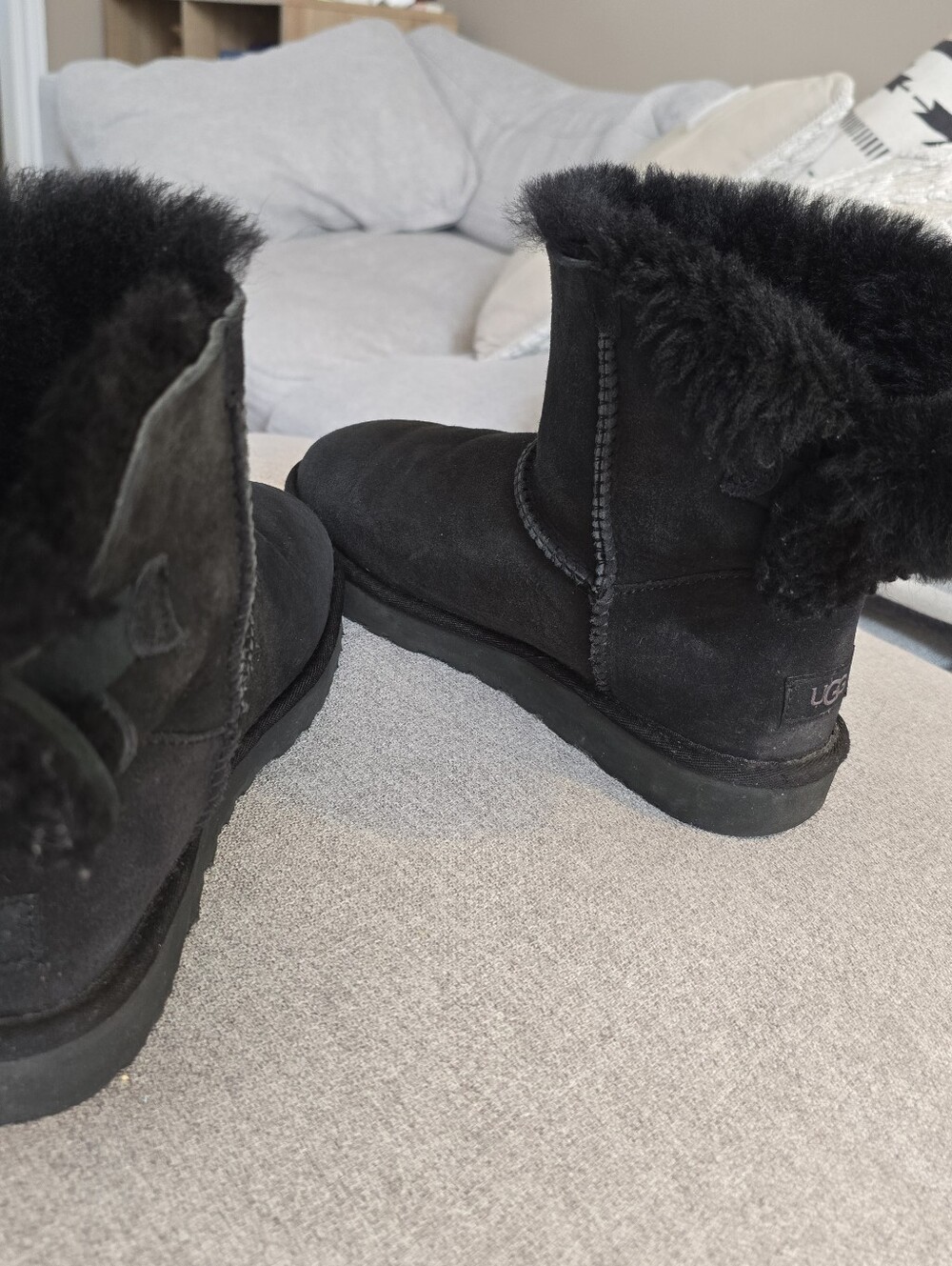 Black Shearling Lined Winter Boot - Women - Picture 10 of 14